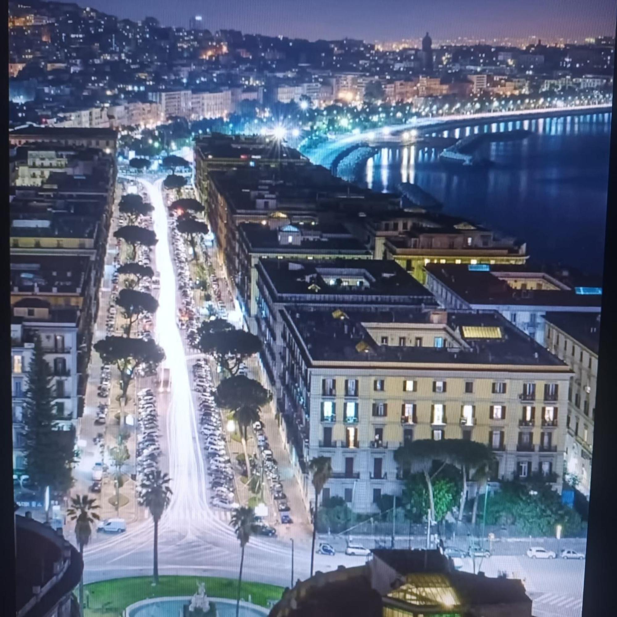 B&B Piccololucio2 Napoli Dış mekan fotoğraf